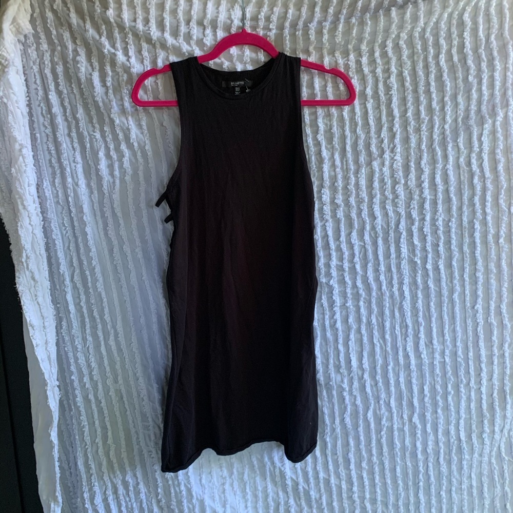 Brunette the label side cut out tank black sz xs/s
